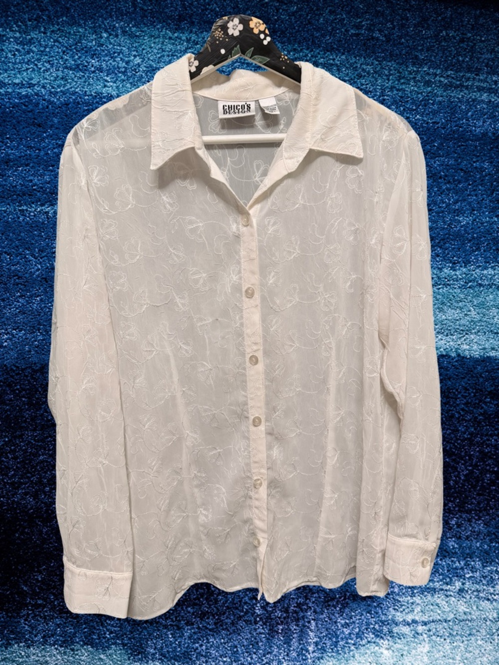 Chico's Design Vintage White Sheer Floral Embroidered Button Down Blouse Size M - Picture 2 of 7